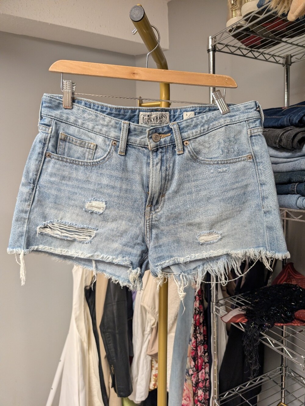 Lucky brand shorts 6/28